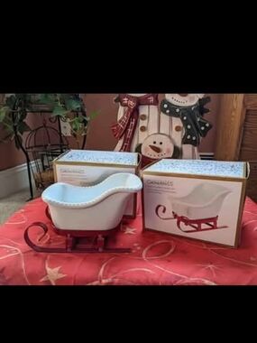 Sleigh Porcelain Candy Dish Godinger Holiday Gatherings